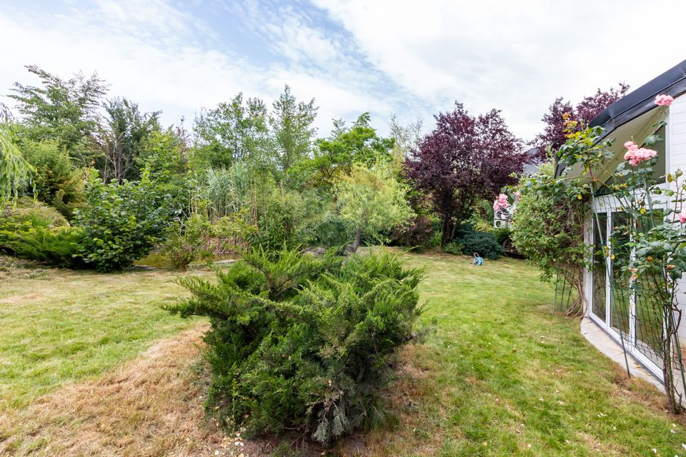 8 room House / Villa for sale