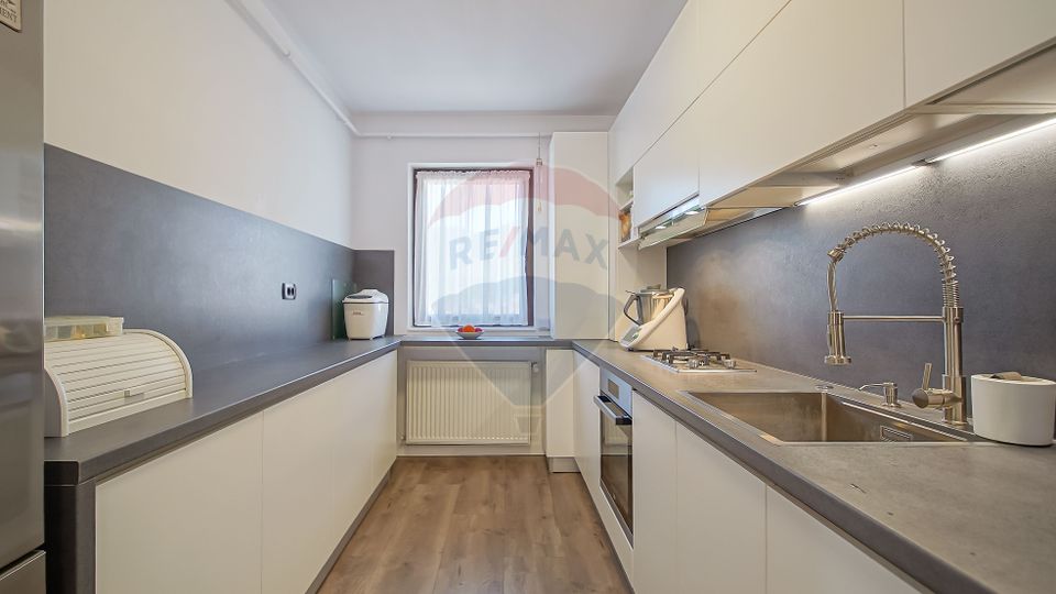 5 room Apartment for sale, Noua area