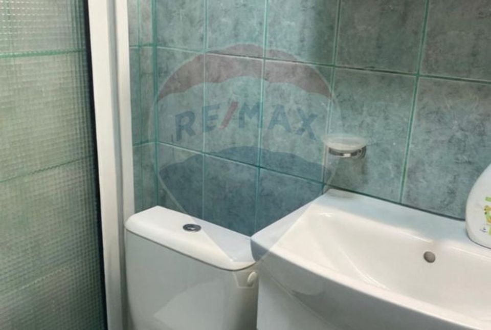 Garsonieră de vânzare complet mobilată