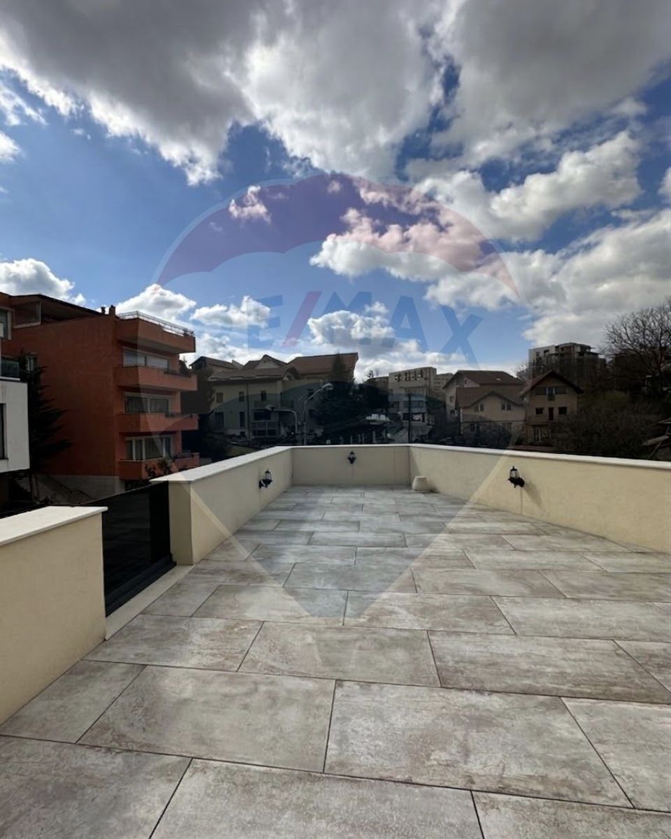 4 room House / Villa for rent, Andrei Muresanu area