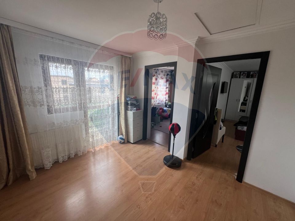 3 room House / Villa for sale, Tabacari area