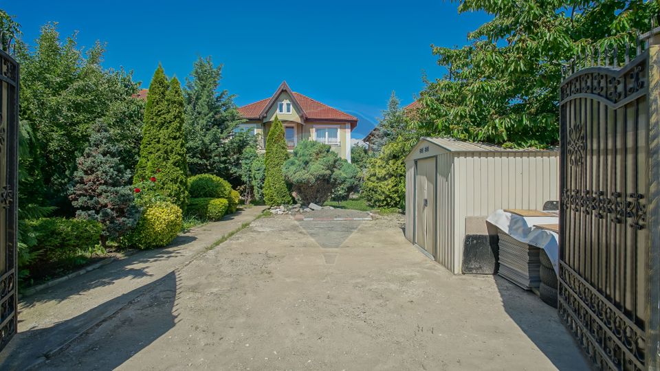 Casa/vila de vanzare, zona unica, Bronzului, cartier Tractorul, Brasov