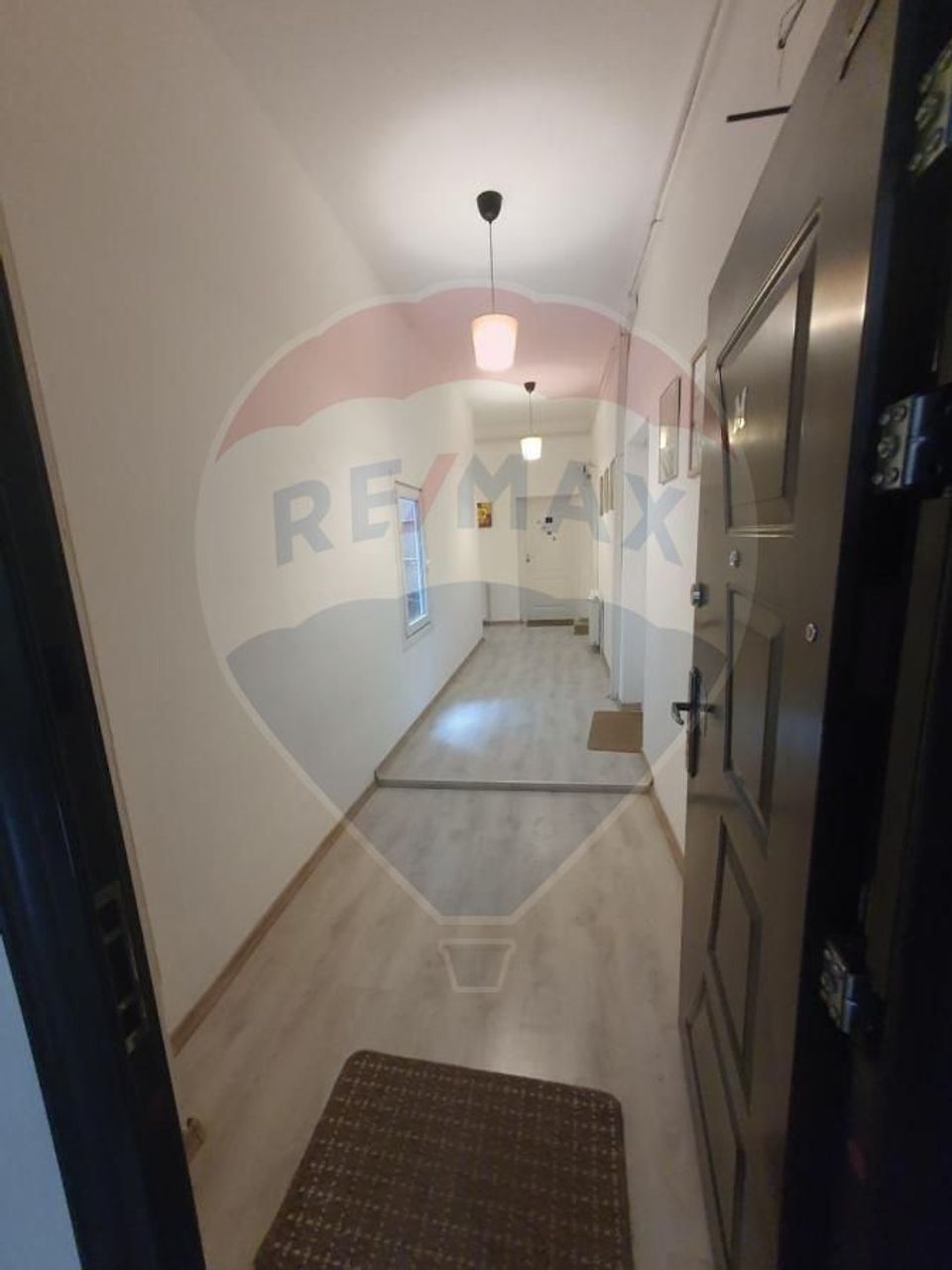 3 room Apartment for rent, P-ta Unirii area