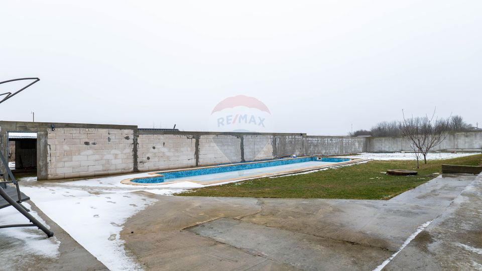 11 room House / Villa for sale