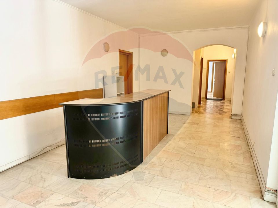 Spațiu de birouri de 400 mp de închiriat în zona Aviatorilor