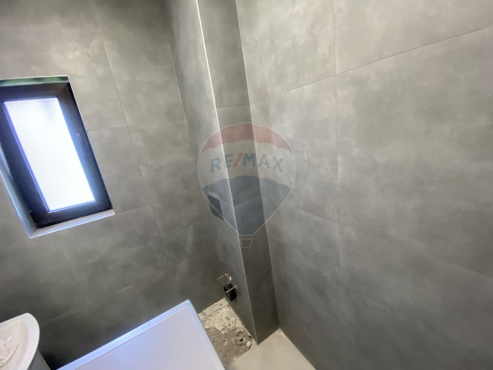 4 room House / Villa for sale