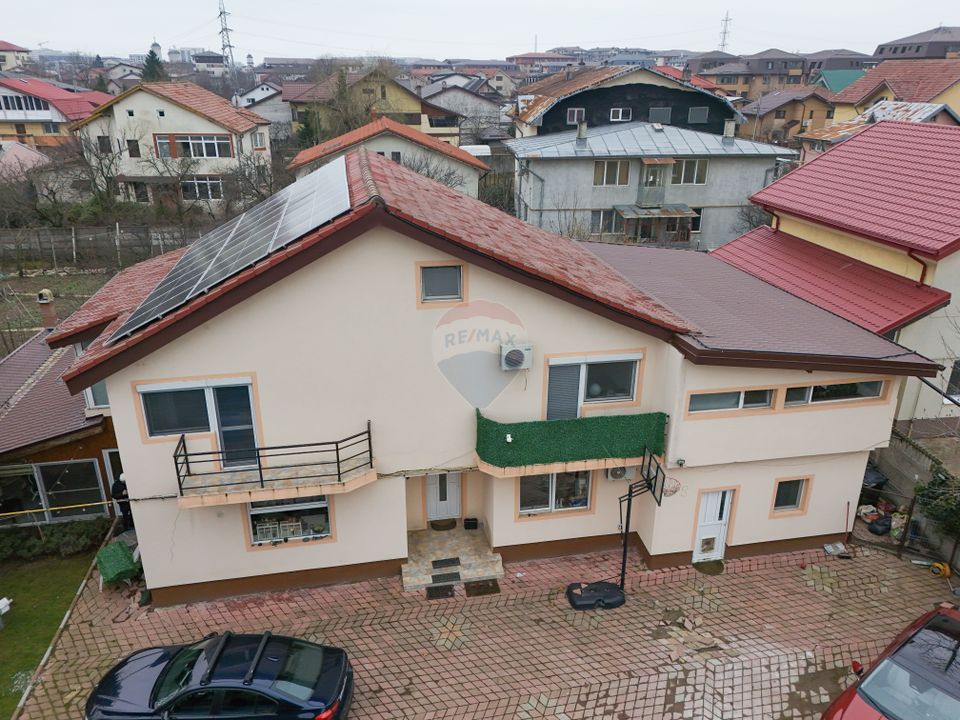 DE VANZARE Reședință Premium cu Piscină și Teren Generos – Chiajna