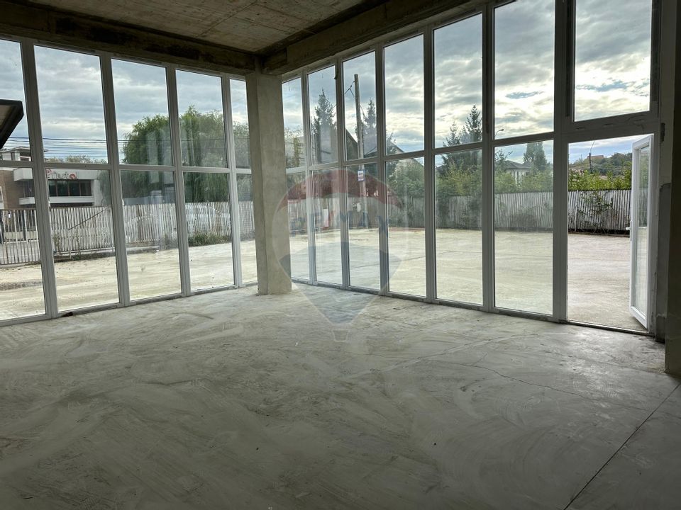 450sq.m Industrial Space for sale, Periferie area