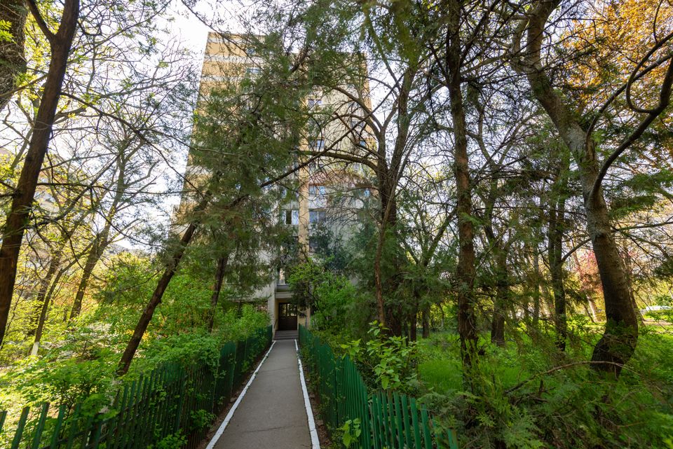 Apartament cu 3 camere de inchiriat, 9 min.  de metrou Titan, Parc IOR