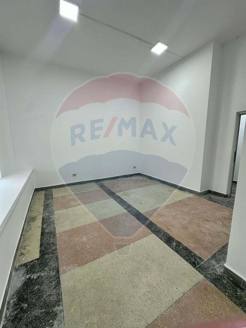 Spațiu comercial de închiriat Snagov