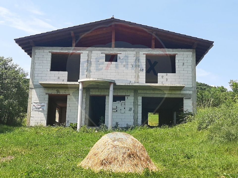 Casa de vanzare in comuna Chinteni