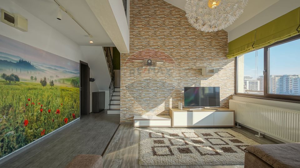 De vanzare penthouse in Tractoru, 3 camere, mobilat si utilat