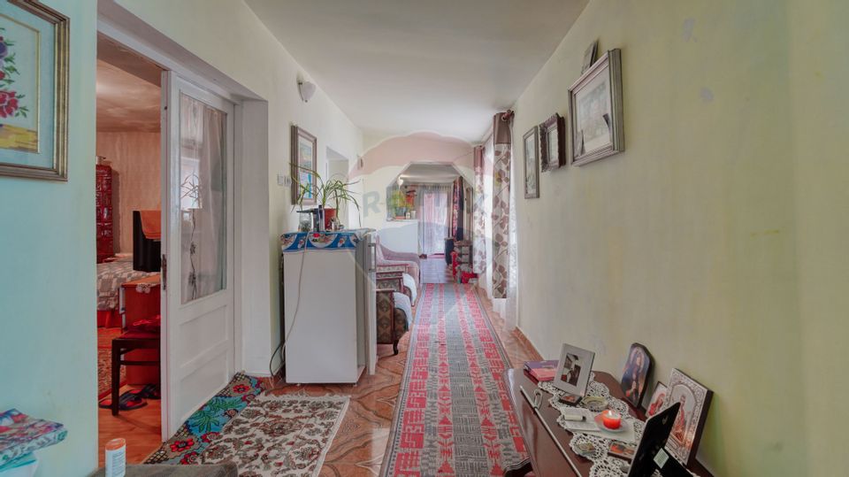 Proprietate 691 mp + anexe, ideal renovare – Dumbrăvița, BV