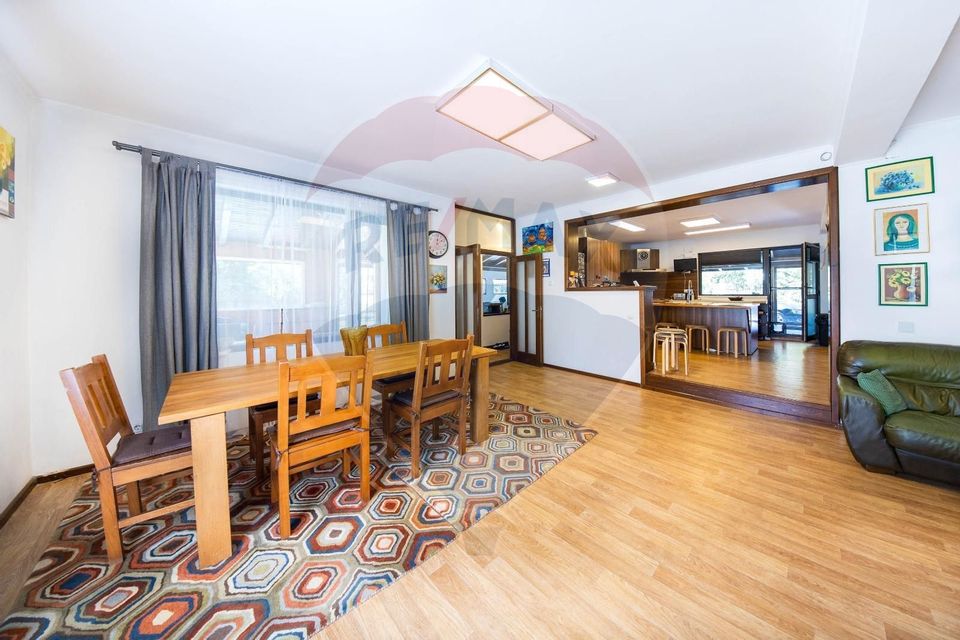 5 room House / Villa for sale