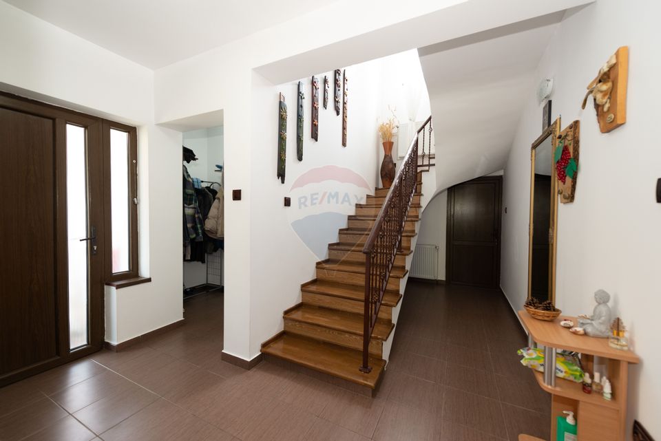 Casa de vanzare cu P+1 si 800mp teren Ilfov Cornetu Bragadiru