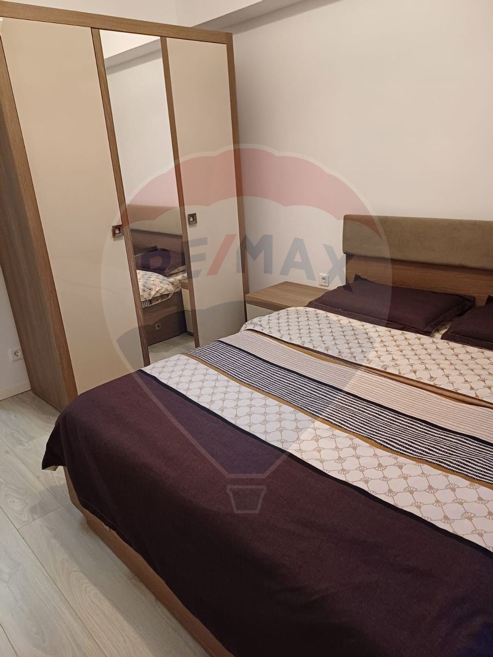 Apartament cu 3 camere in complexul Grand Hill Residence + parcare
