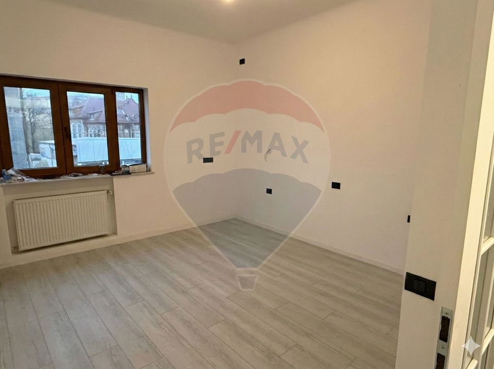 INCHIRIERE Apartament cu 3 camere in zona Dacia