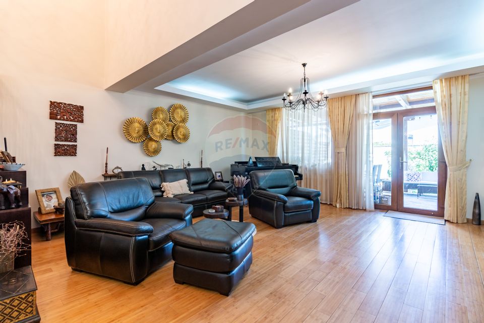 Casă / Vilă de vanzare in Corbeanca, str. Laguna albastra, langa lac