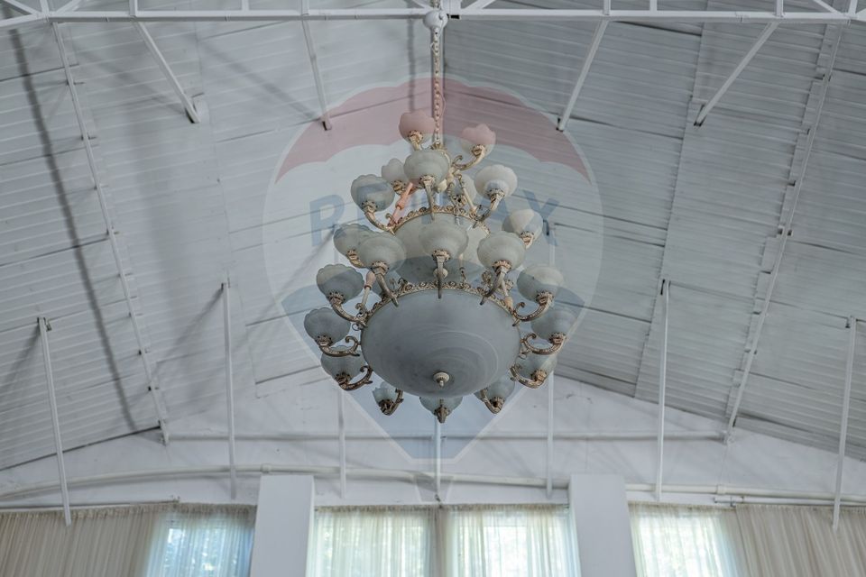 Hotel de vanzare la cateva minute de Podul Mogosoaia –Cu 40 de camere