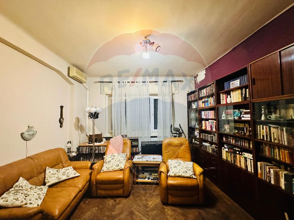 3 room apartment for sale | Victoriei | 80 sqm | Garage | Speaker