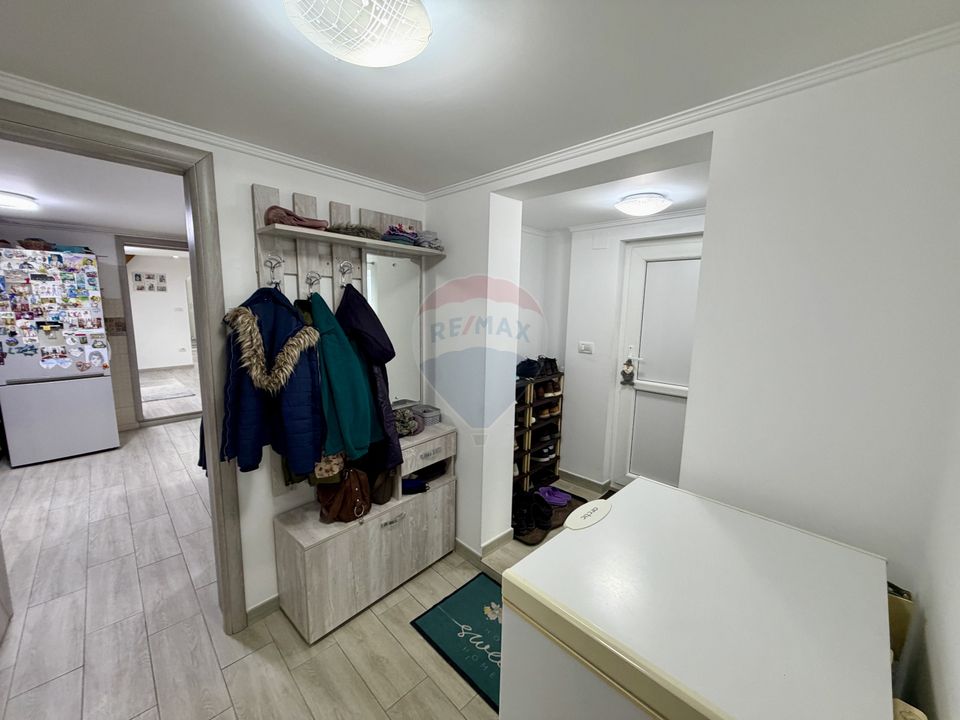 Casă / Vilă cu 4 camere de vânzare în zona Central