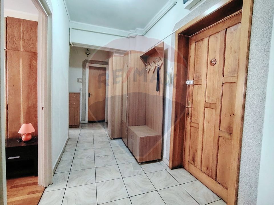 Apartament cu 2 camere de inchiriat, ultracentral, Bd. Traian