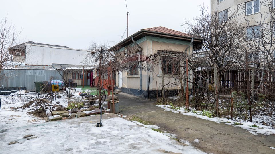 Închiriere teren - pentru activități diverse Chitila