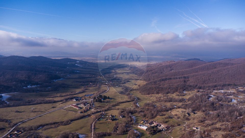 Teren de vanzare  Intravilan 19.341 mp – Cheile Râșnoavei, Parcelabil