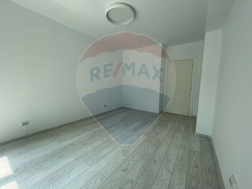 2 room Apartment for rent, Pipera area