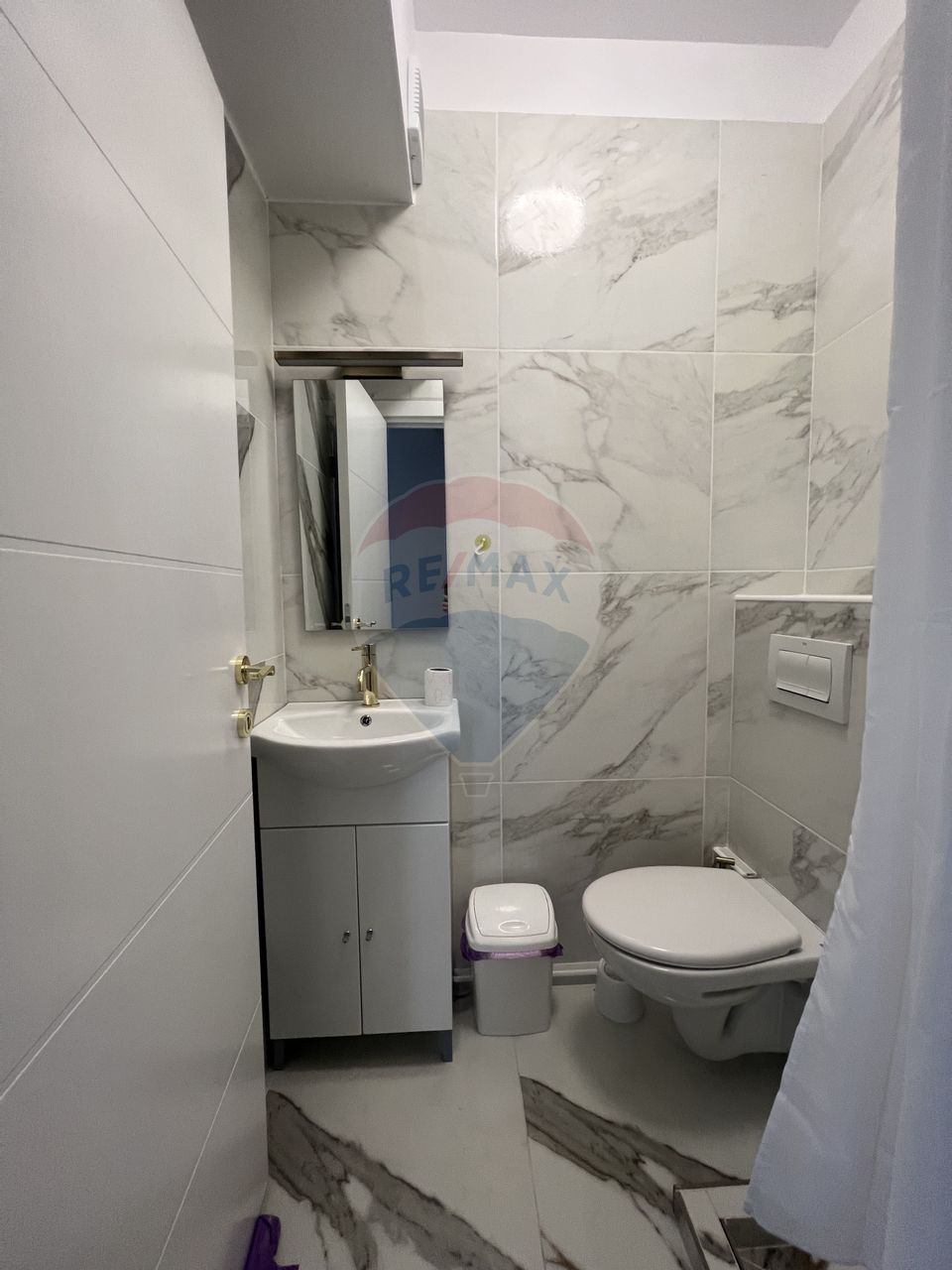 Apartament cu 3 camere de închiriat LUX TOMIS PLUS CONSTANTA