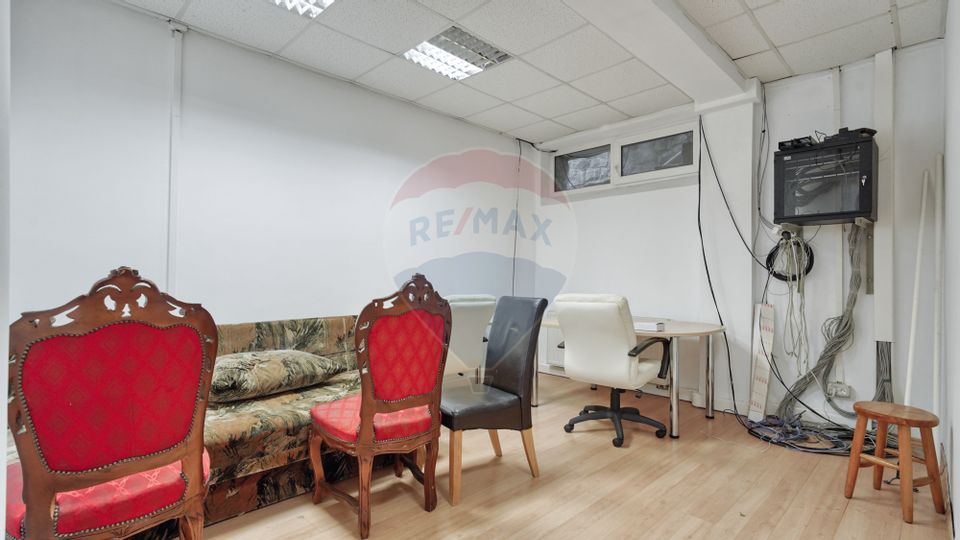 380sq.m Office Space for rent, Central area
