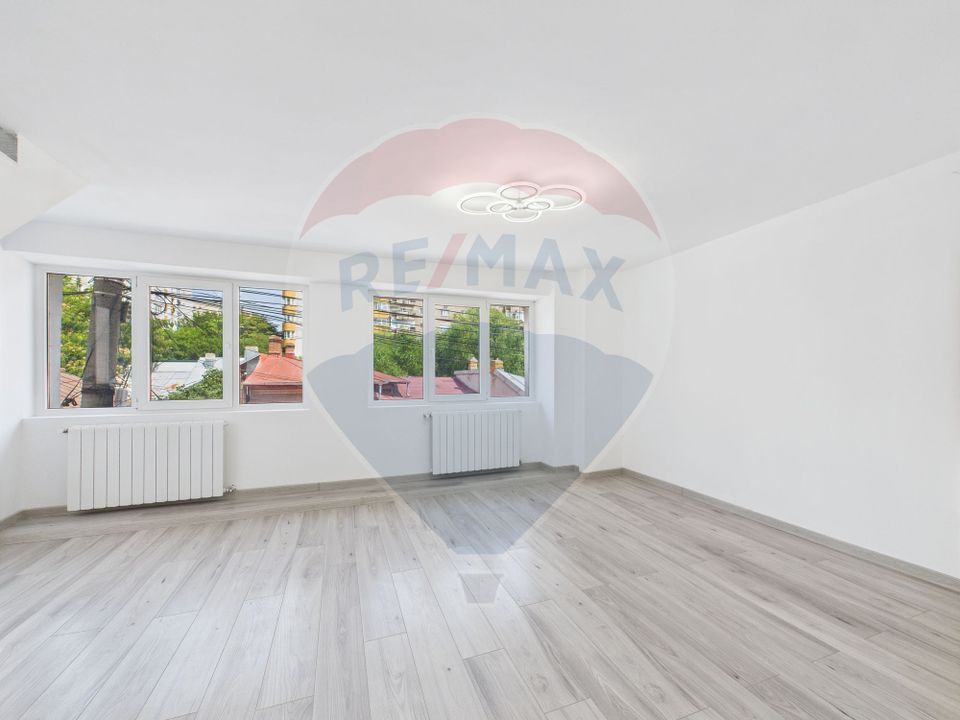 Imobil mixt de vanzare | Ideal birouri / investiție | 232 mp | Rahova