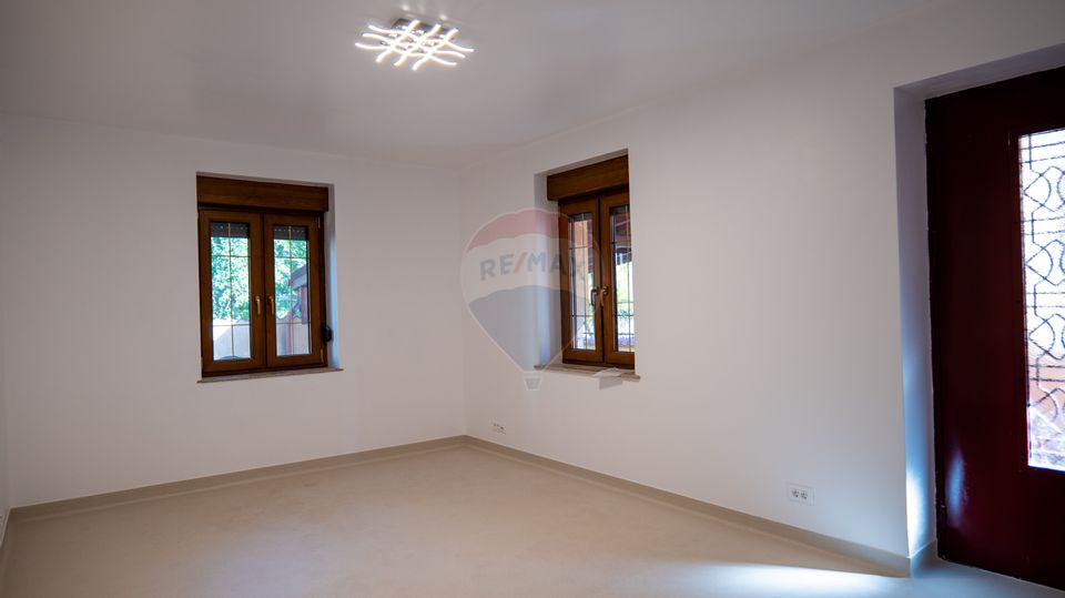 150sq.m Office Space for rent, Ferdinand area