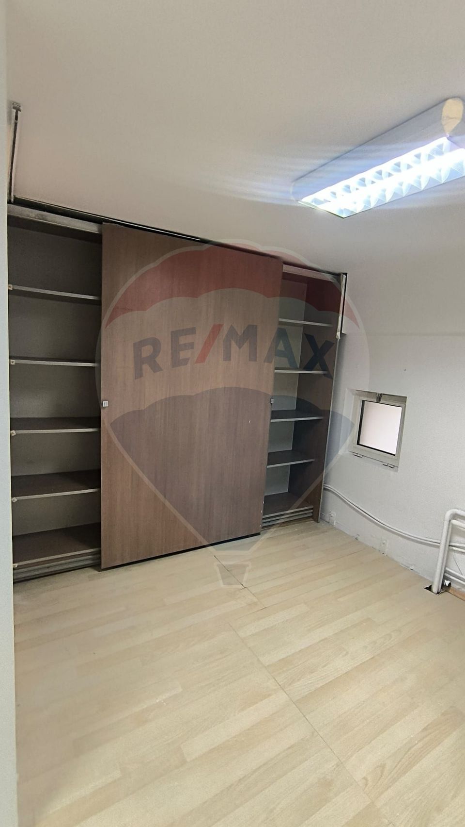 99sq.m Commercial Space for rent, Marasti area