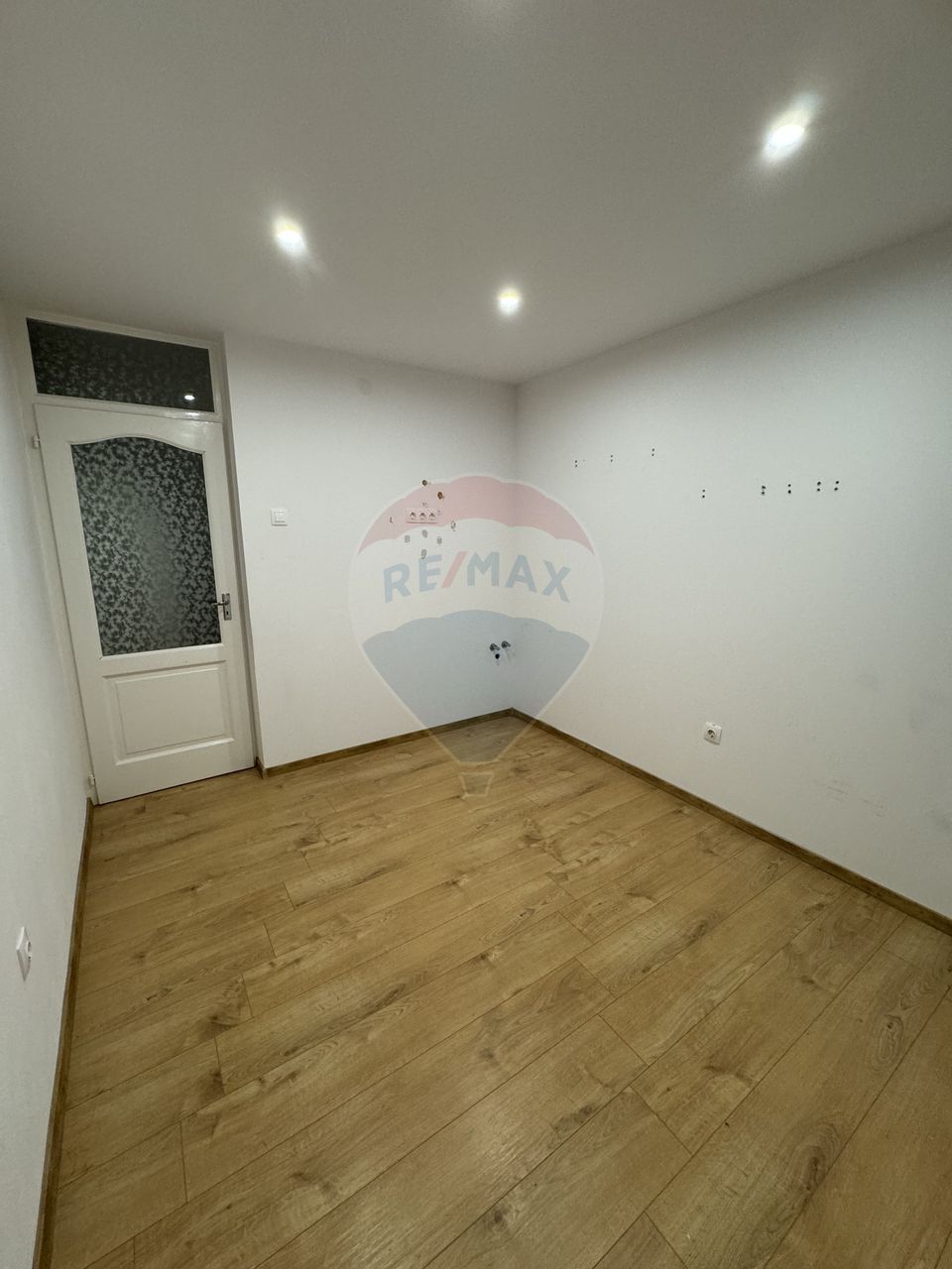 3 room Apartment for rent, Sud-Vest area