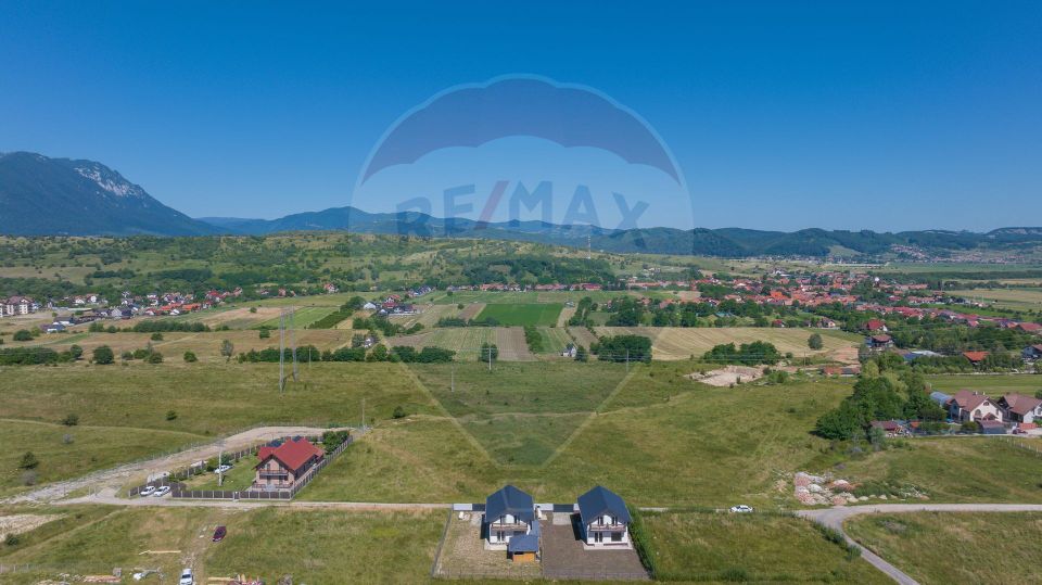 Land 2,700sqm Bran / Strada La mesteceni