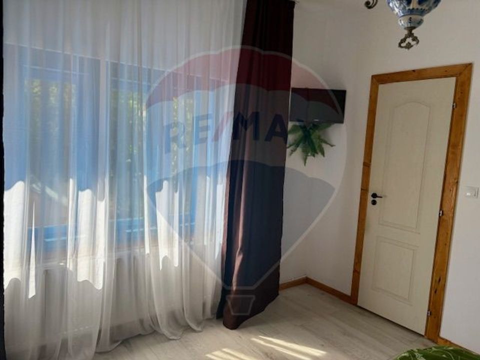 5 room House / Villa for sale