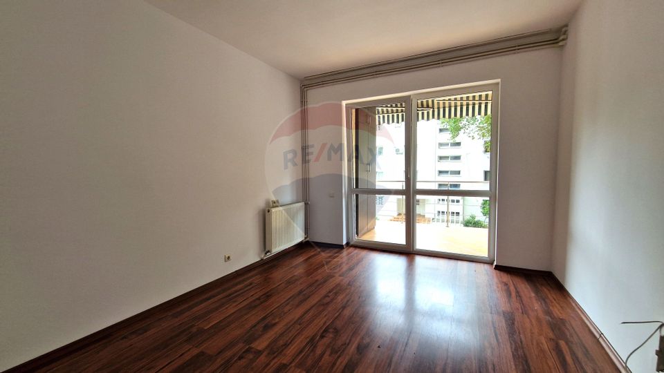 3-room apartment for sale in the Ozana area close to the metro