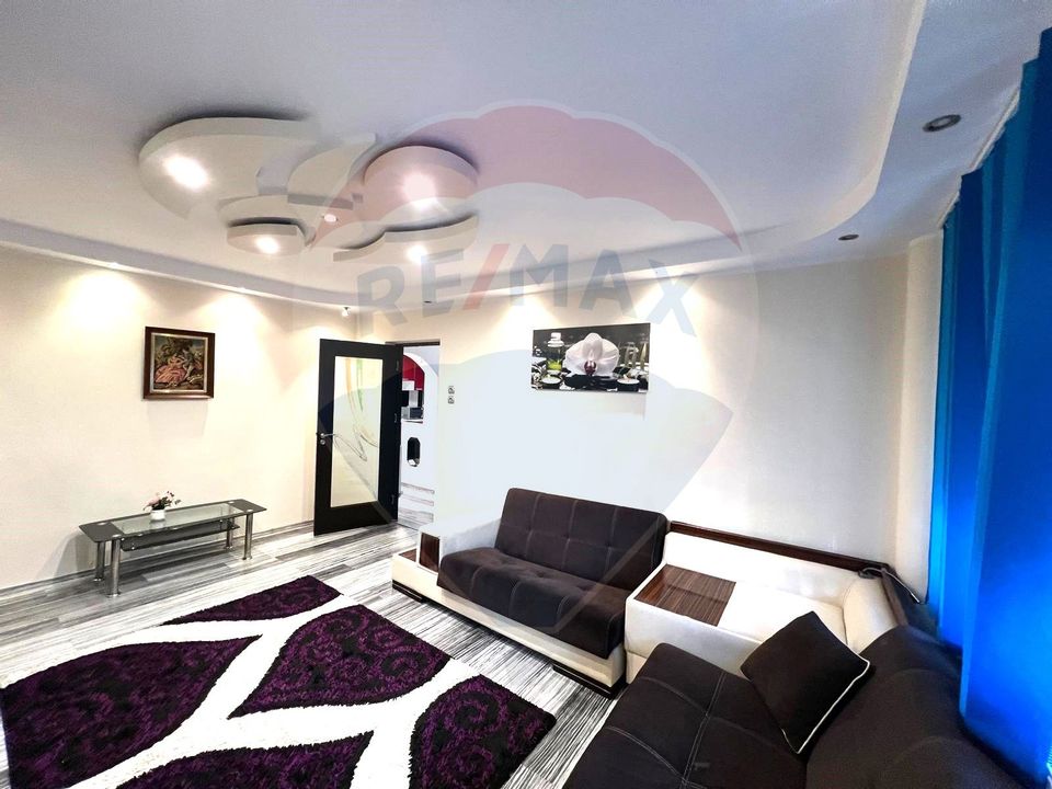 Apartament cu 3 camere decomandate de închiriat ALECU RUSSO