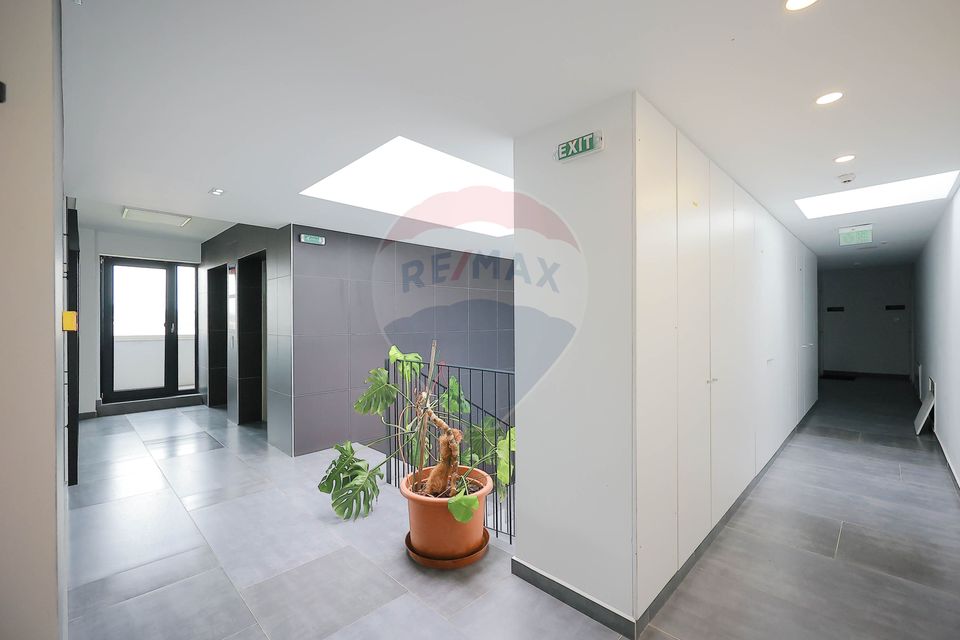 Apartament/Penthouse de Închiriat cu 3 Dormitoare și Terasă, Decebal