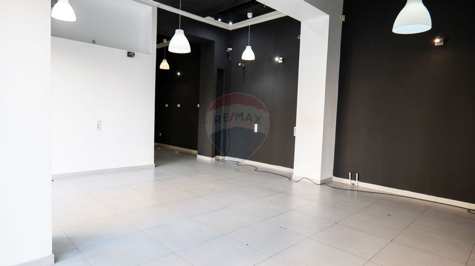 73.24sq.m Commercial Space for sale, Mosilor area