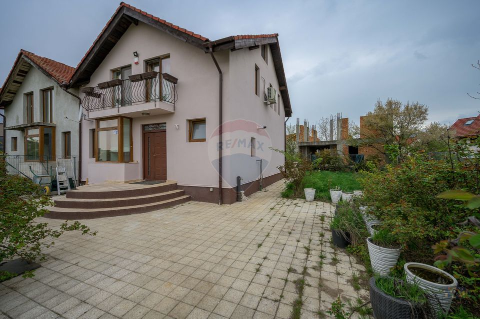 4 room House / Villa for sale, Pipera area