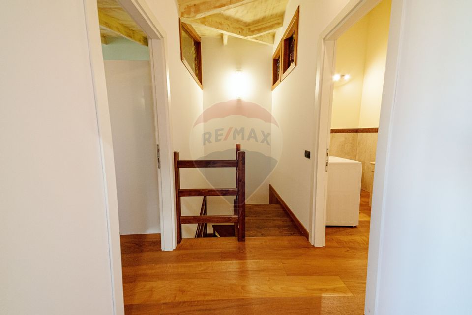 Apartament elegant 3 camere de vanzare in zona Piata Unirii