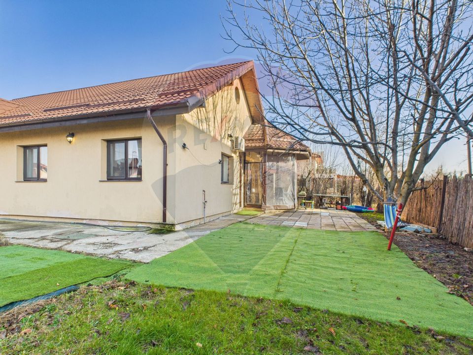 Gorgeous 4-room house for sale in Buftea