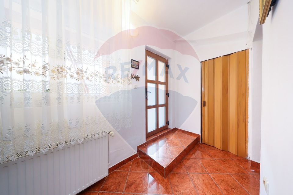 Casă cu 5 camere si curte, de vânzare, zona Centrul Istoric!