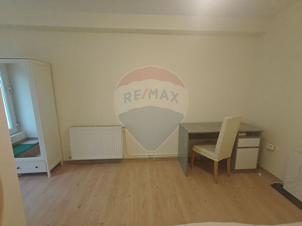 12sq.m Office Space for rent, Andrei Muresanu area