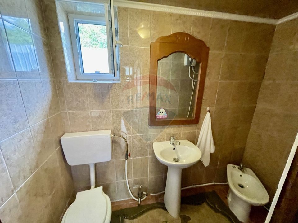 Casă Tifesti teren si vie