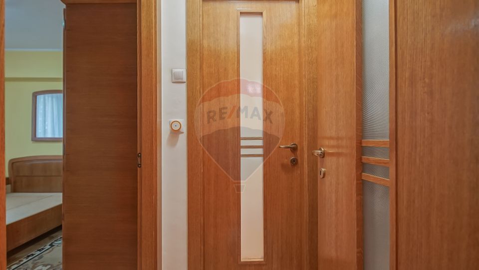 REZERVAT! 3 CAMERE RENOVAT CU BALCON | CENTRUL CIVIC | VICTORIEI 10