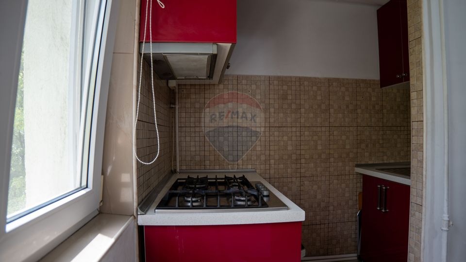 Oferta - vanzare apartament 2 camere stradal, cu centrala, Baicului