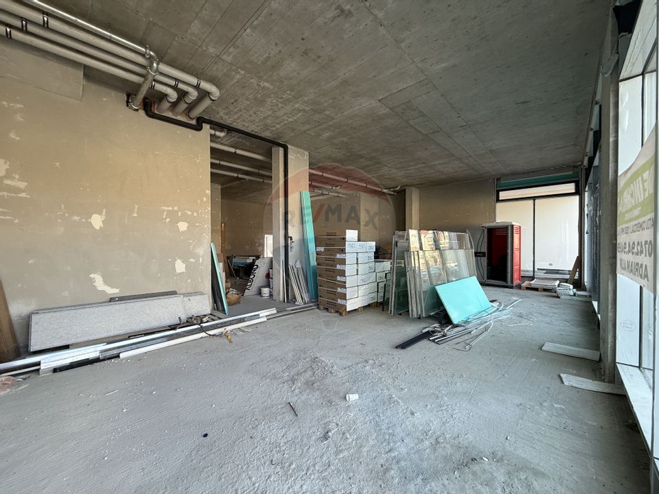150sq.m Commercial Space for rent, Semicentral area